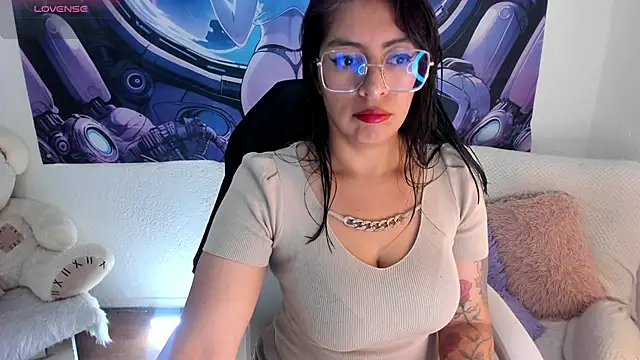 Irene Grey20 online show from September 30, 2025, 1:43 am