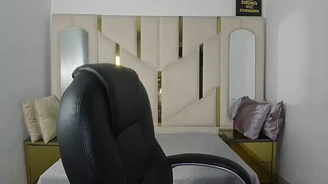 IsabellRodriguez18 online show from January 12, 2026, 3:34 am