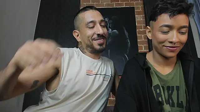 AntonAndSofii online show from January 22, 2025, 9:24 am