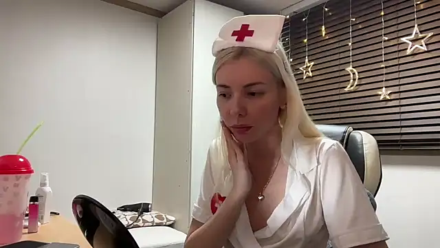 Snapshot of yunasuka chatting on January 15, 2025, 7:55 pm yunasuka online show from January 15, 2025, 7:55 pm