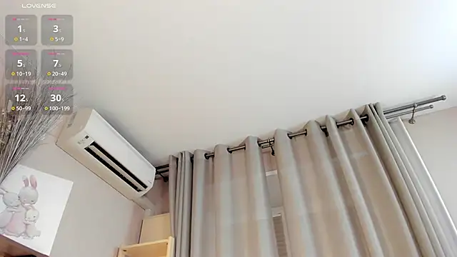 Maekko online show from March 8, 2025, 7:31 pm