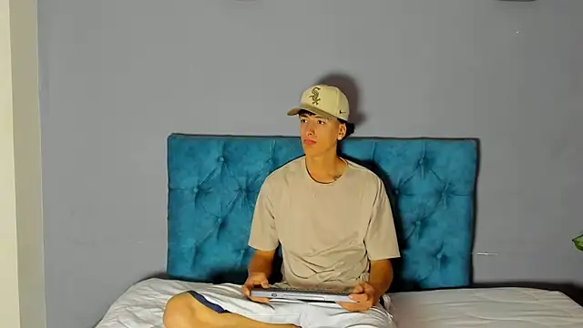 two milkyway online show from January 20, 2025, 2:03 pm