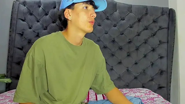 two milkyway online show from February 6, 2025, 2:26 pm