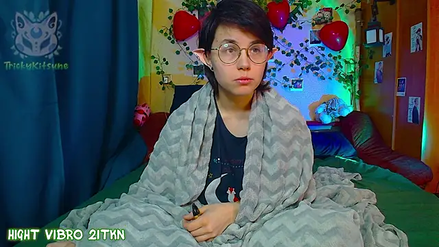 TrickyKitsune online show from March 22, 2026, 9:34 am