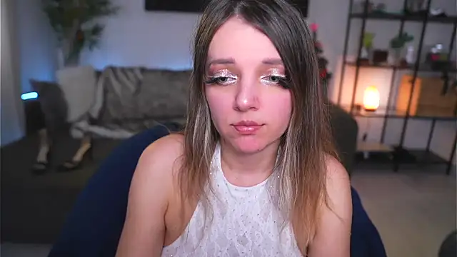 Magnetic Amy online show from December 31, 2024, 2:25 pm