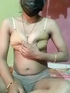 Coupleshow47 online show from January 26, 2025, 8:13 pm