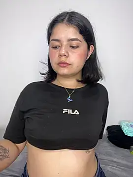 pretty angela1 online show from February 27, 2025, 2:21 am