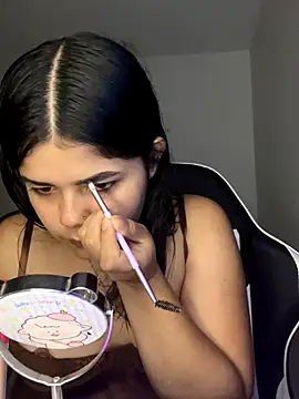 pretty angela1 online show from September 13, 2025, 2:33 am