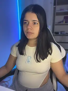 pretty angela1 online show from April 18, 2026, 4:38 am