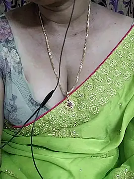 Snapshot of kavi-99 chatting on August 4, 2026, 9:50 pm kavi-99 online show from August 4, 2026, 9:50 pm