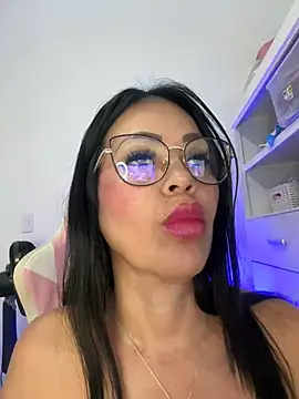 KarolRubi1 online show from February 9, 2025, 4:46 am