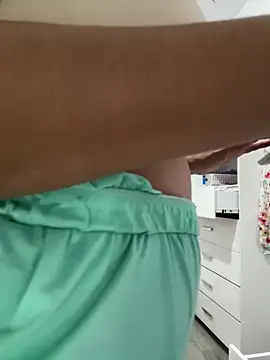 KarolRubi1 online show from March 14, 2025, 12:32 am