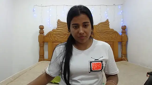 Coral0403 online show from March 20, 2025, 11:23 pm