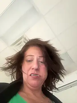 AlessasRoom online show from April 4, 2026, 3:31 pm