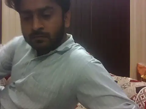 indihotguy online show from October 28, 2025, 9:17 pm