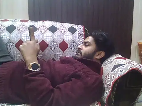 indihotguy online show from November 9, 2025, 10:35 am