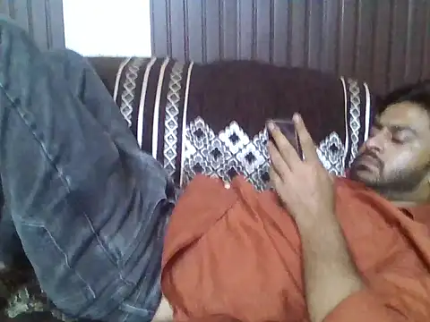 indihotguy online show from April 4, 2026, 3:16 am