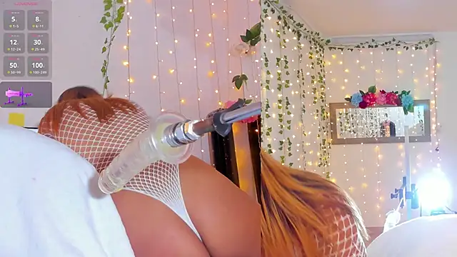 Maria Jones  online show from February 6, 2025, 3:06 am