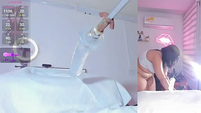 Maria Jones  online show from April 2, 2026, 3:04 am