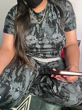 Snapshot of tanvihot2 chatting on July 1, 2026, 4:29 pm tanvihot2 online show from July 1, 2026, 4:29 pm