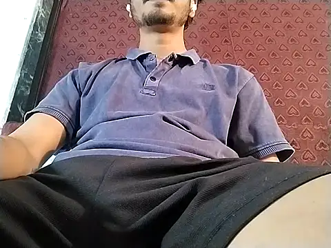 Ultimate cHappiE online show from November 17, 2025, 6:46 pm