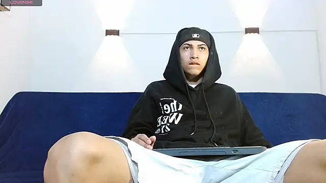 Br4ndxpimm online show from October 1, 2025, 3:40 pm