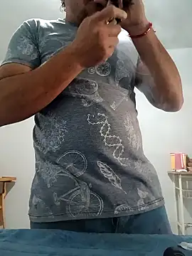 chinoxxx online show from January 27, 2025, 2:57 pm