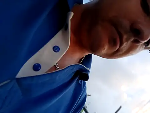 chinoxxx online show from October 14, 2025, 12:00 am