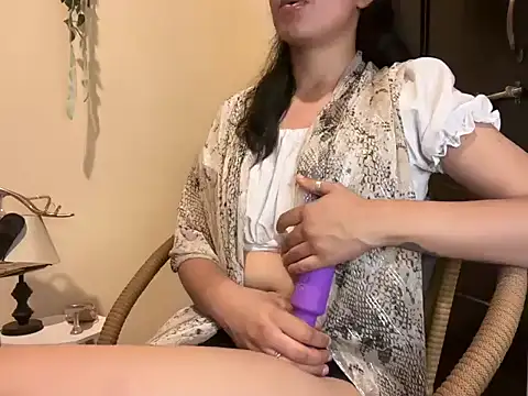 roseofvenom online show from February 11, 2025, 4:24 pm