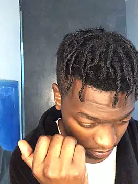 Redfucks333 online show from November 18, 2025, 7:29 pm