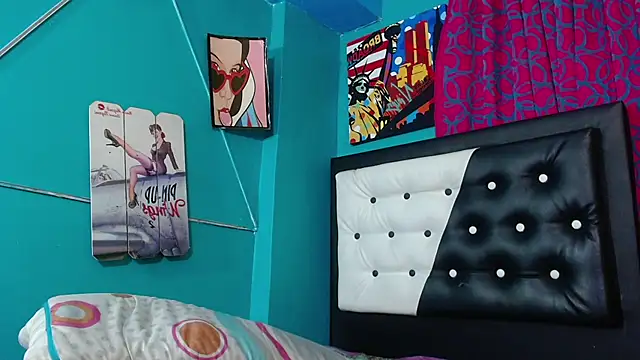 valerie mase online show from February 13, 2025, 10:22 pm