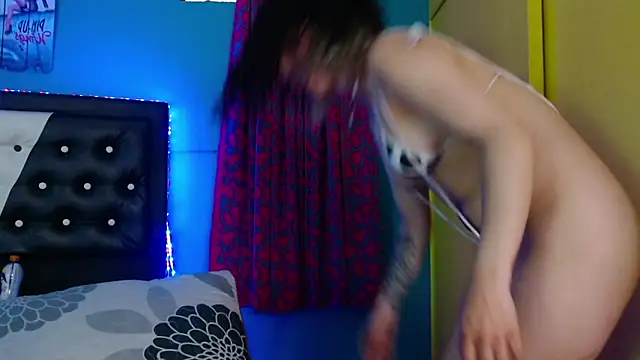 valerie mase online show from March 5, 2026, 9:22 pm