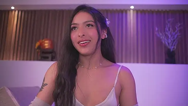 Snapshot of Camila_dupont chatting on June 5, 2026, 3:57 am Camila dupont online show from June 5, 2026, 3:57 am
