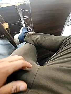 pyasevickybabu563 online show from January 11, 2025, 4:48 am