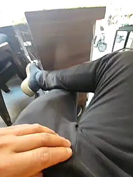 pyasevickybabu563 online show from January 27, 2025, 6:09 am