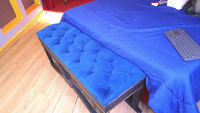 MarcoVitto online show from October 18, 2025, 11:44 am