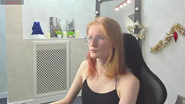 ElizabethHarpper online show from January 19, 2025, 1:00 am