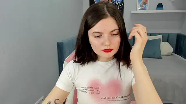 CharlotteMitchell online show from February 7, 2025, 11:12 am