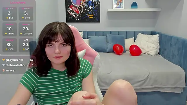 CharlotteMitchell online show from February 17, 2025, 1:53 pm