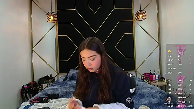 RyanPricee online show from November 11, 2025, 3:50 am