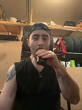 Snapshot of Faded-Solo chatting on July 25, 2026, 1:47 am Faded-Solo online show from July 25, 2026, 1:47 am
