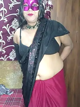 Hot muskaan online show from January 21, 2025, 5:09 pm