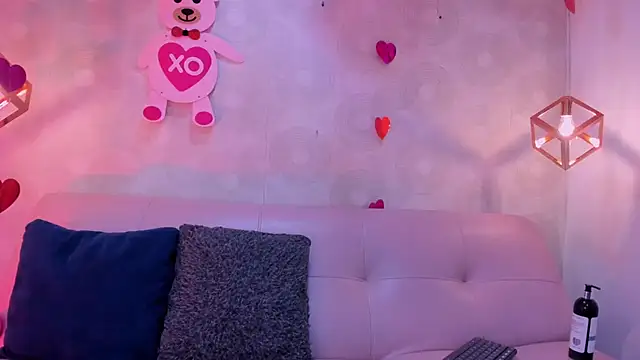 Snapshot of Angel_Khouri chatting on February 23, 2025, 3:24 am Angel Khouri online show from February 23, 2025, 3:24 am