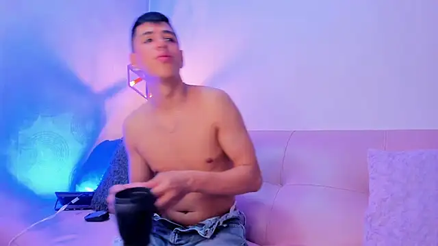 Snapshot of Angel_Khouri chatting on March 15, 2025, 2:46 am Angel Khouri online show from March 15, 2025, 2:46 am