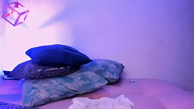 Snapshot of Angel_Khouri chatting on March 17, 2025, 11:00 am Angel Khouri online show from March 17, 2025, 11:00 am