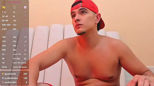 DAVID VICTORIAA online show from February 1, 2025, 3:50 pm