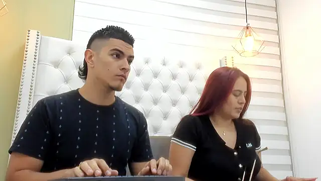 DAVID VICTORIAA online show from October 4, 2025, 12:58 pm