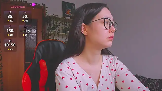 kittenrisha online show from February 22, 2025, 7:12 am