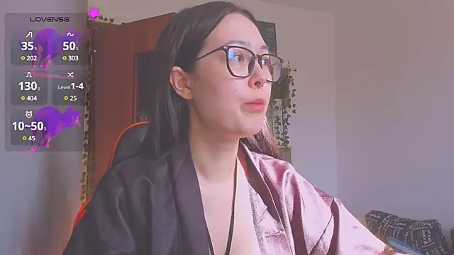 kittenrisha online show from March 21, 2025, 5:43 am