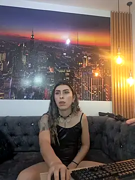 Sara Davina online show from February 4, 2025, 8:17 pm